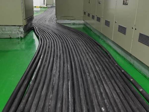 防城港如何根据理论计算公式计算温度对特定电压测量结果的影响？