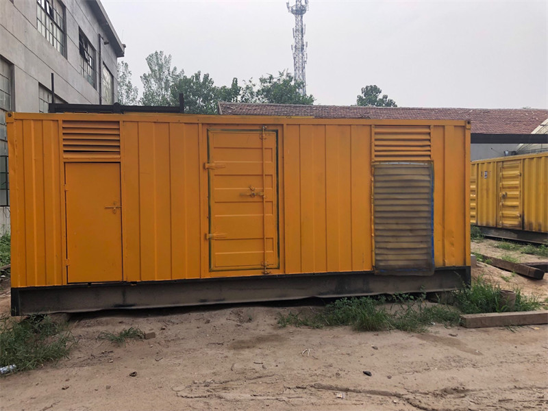 防城港发电机出租进行负载测试时，电瓶电量不足的具体判断标准是什么？